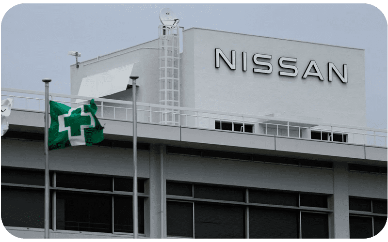 Crise de Chips no Setor Automotivo: Porque Nissan e Mercedes Estão em Alerta e Como Isso Afeta Seu Carro no Brasil